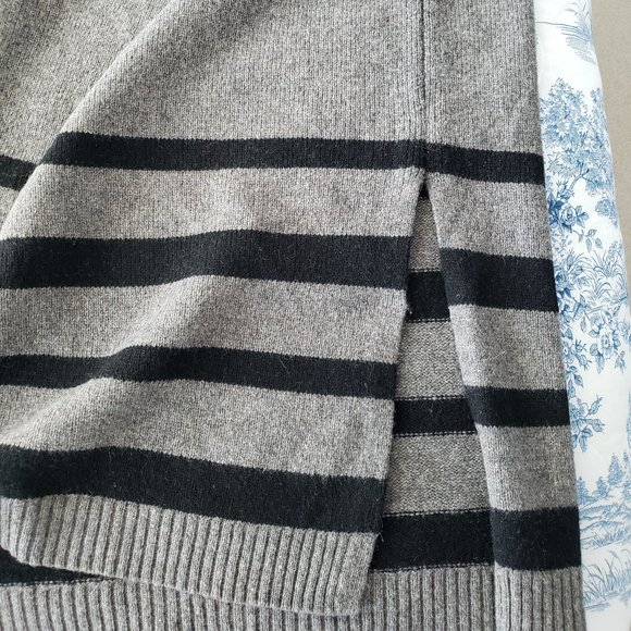 Tahari Lagenlook Oversized Boxy Wool & Yak Cowl Neck Striped Poncho - Picture 5 of 7